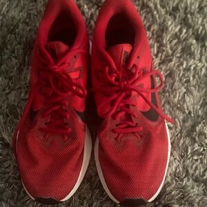 EUC Men’s Running Sneakers